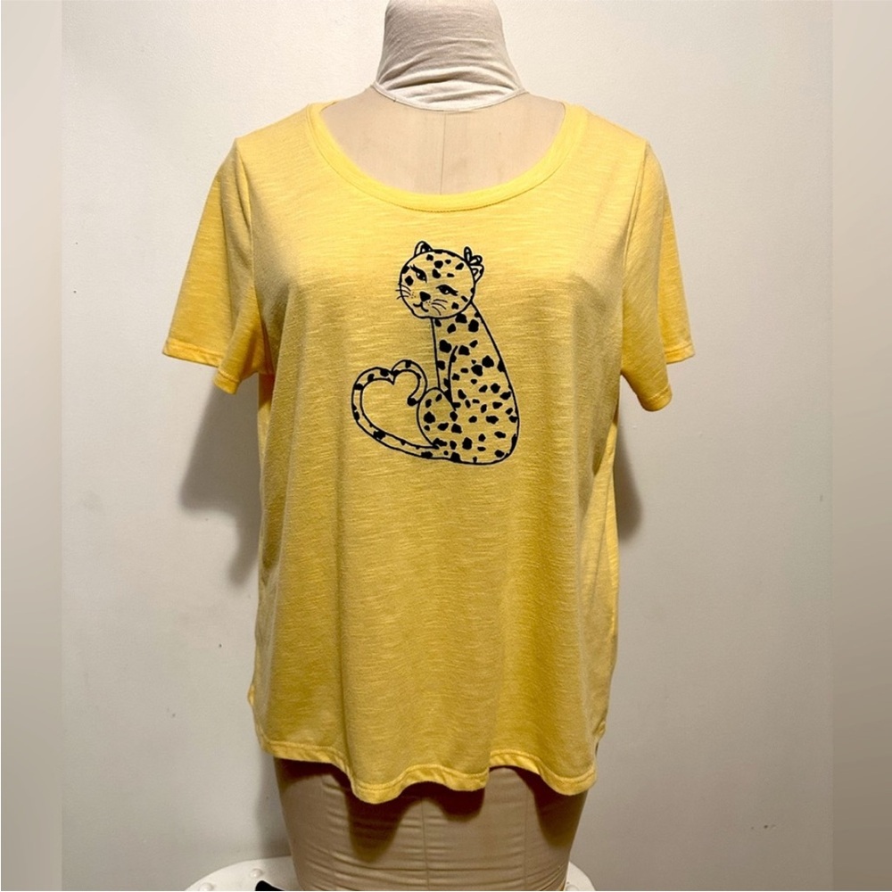 Addition Elle Yellow leopard tshirt (size X)